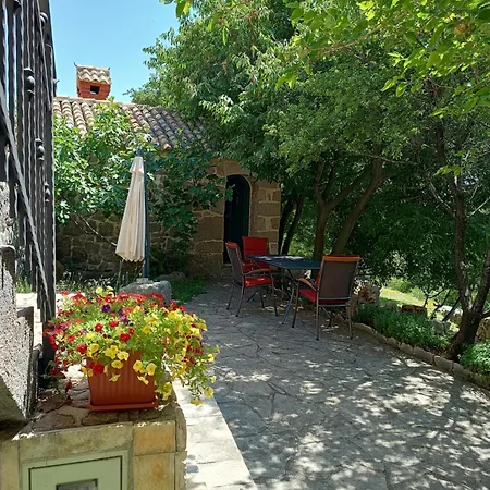 Stone House Adrian * Tribanj-Kruscica