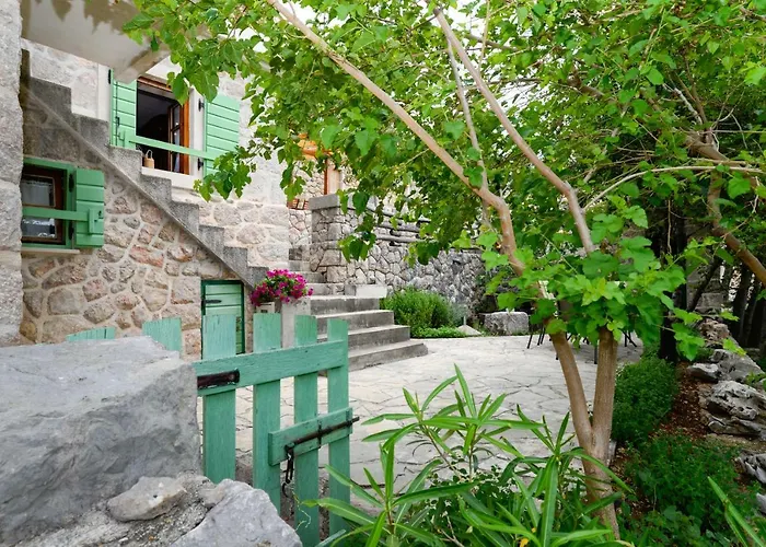 Holiday home Stone House Adrian *
