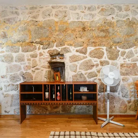 Stone House Adrian Holiday home
